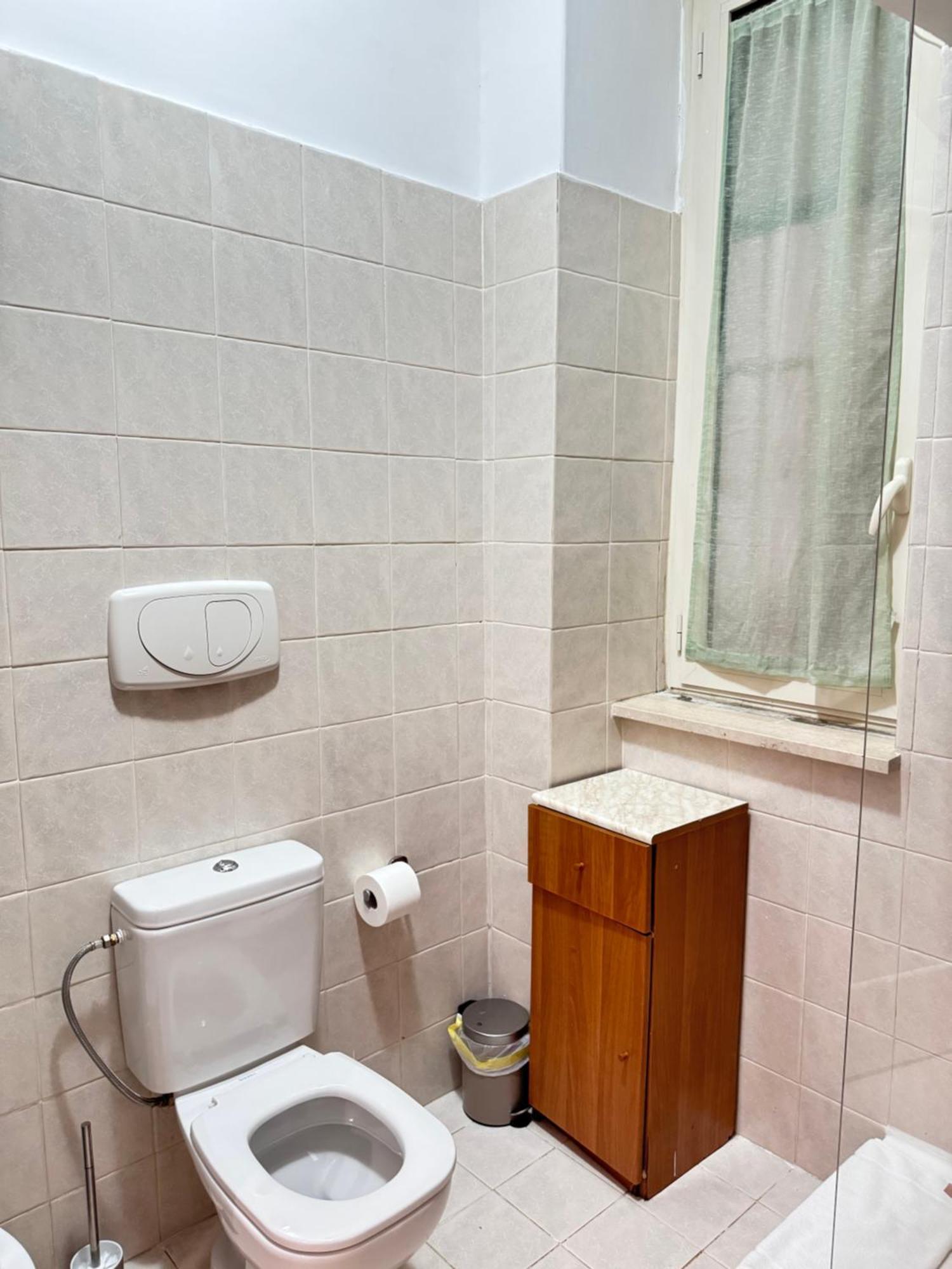 Apartment King Home! Rom